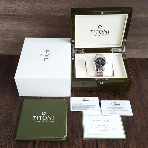 【全新】TITONI梅花94788 S-367天文台认证自动机械机芯日期，星期、月份显示，月相40mm（男款）大师系列精钢180426NJ37 商品图1