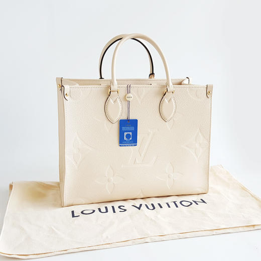 【95新】LV路易威登ONTHEGO中号M46531中号全皮奶油白压花onthego手提单肩包女士210526AK09 商品图1
