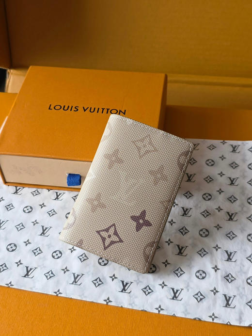 夏季特惠💰350 原单LV M29256 卡包 商品图2