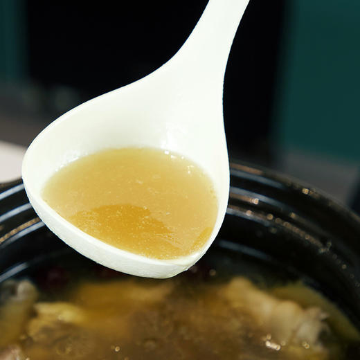 食养节【清远鸡】【送莫氏煲汤同款食材1袋】生态慢养走地鸡 皮薄爽脆 鸡肉细腻不柴 自带浓郁鲜香 清蒸/煲汤美味营养 商品图5
