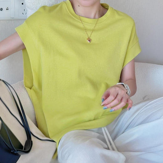 青柠绿显白落肩松弛感短袖 宽松显瘦 柔软舒适 商品图0