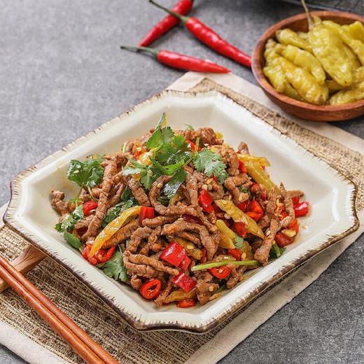 【优选原料】Hooorsh 澳洲谷饲安格斯牛肉丝 150g*4包/袋 免洗免切均匀切丝 商品图4