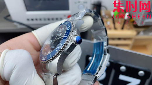 AF浪琴康卡斯43系列 康卡斯43mm 男士腕表 潜入时光深海 探寻康卡斯潜水系列 商品图3