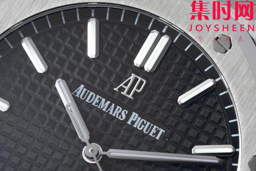 像素级别之作——IPF爱彼皇家橡树15500系列 4302一体机 男士腕表 表径41mm 商品图2