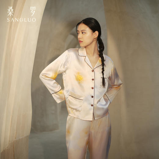 雾月花影』桑罗翻领晕染印花真丝睡衣套装100%桑蚕丝女2026年新款 商品图0