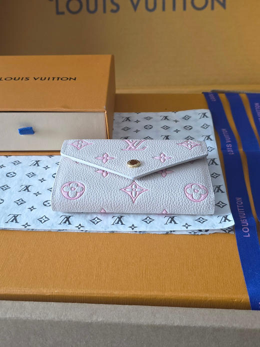 春夏特惠💰460 原单LV 短款钱包M28249粉 商品图2