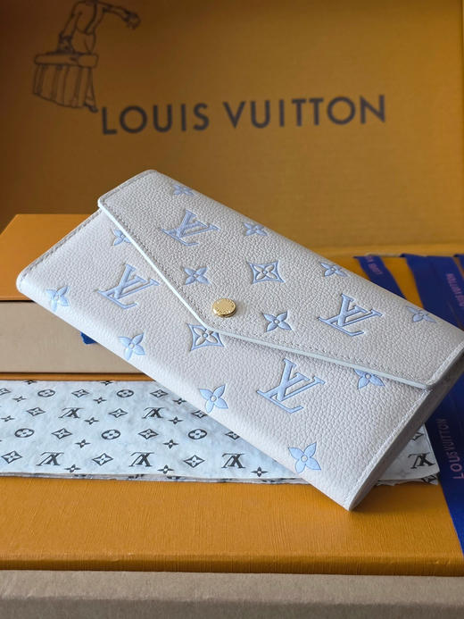 春夏特惠💰500 原单LV 长款钱包M27740蓝 商品图2