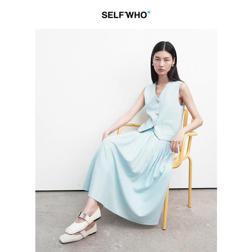 SELFWHO醋酸混纺经典短款V领马甲女2026夏新款小个子直筒开衩马夹 商品图2