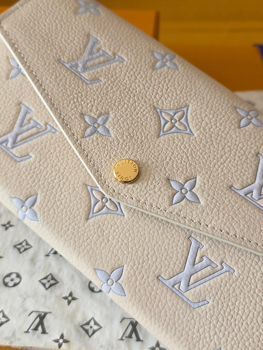 春夏特惠💰500 原单LV 长款钱包M27740蓝 商品图3