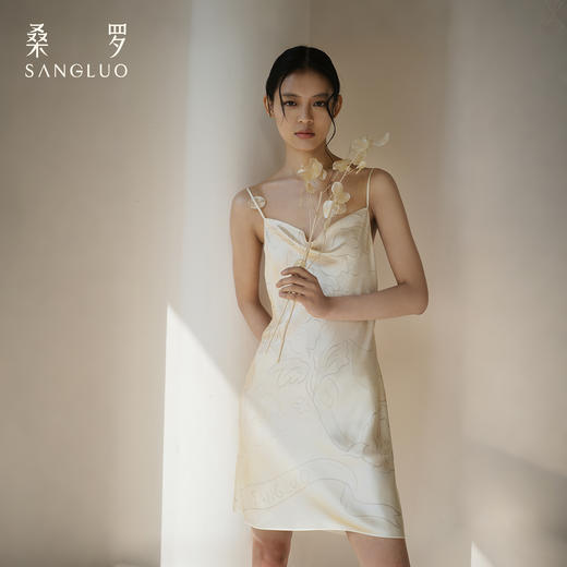 雾月花影』桑罗真丝吊带裙100%桑蚕丝女可外穿真丝睡裙2026年新款 商品图2