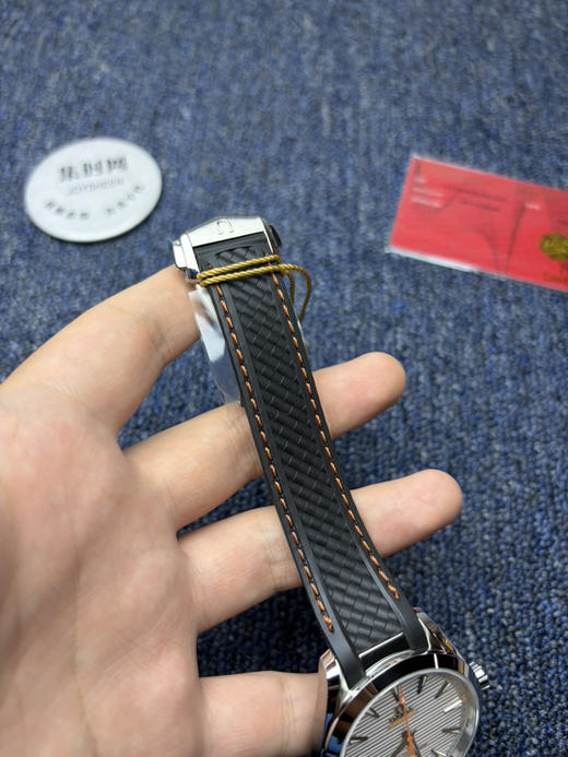 UVS欧米茄海马150米系列“柚木橙” 橙针海马 男士腕表 表径41mm 商品图7