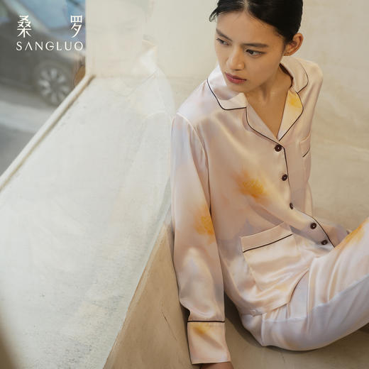 雾月花影』桑罗翻领晕染印花真丝睡衣套装100%桑蚕丝女2026年新款 商品图2