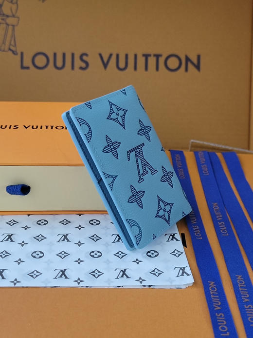 春夏特惠💰350 原单LV 卡包M14915 卡包冰蓝 商品图3