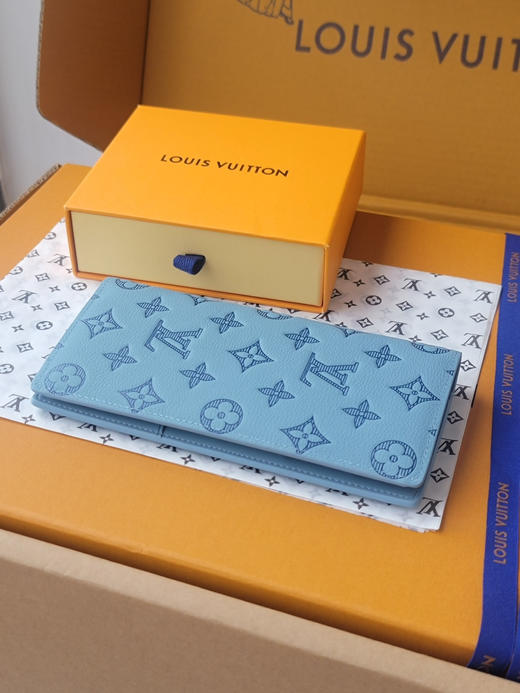 春夏特惠💰420 原单LV 长款钱夹M14788冰蓝 商品图2