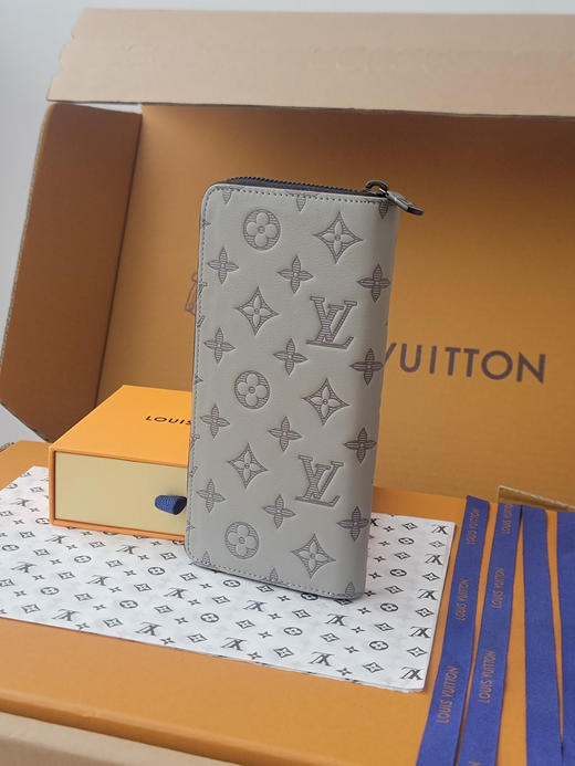 春夏特惠💰460 原单LV 长款钱夹M14783冰灰 商品图1