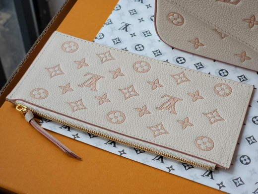 春夏特惠💰660 原单LV POCHETTE FELICIE 手袋 M15968新色 优雅小巧 商品图2