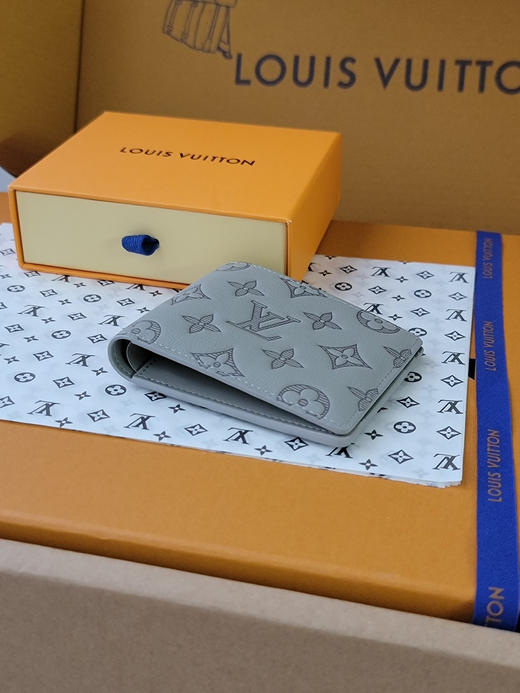 春夏特惠💰370 原单LV 短款钱夹M14802冰灰 商品图3