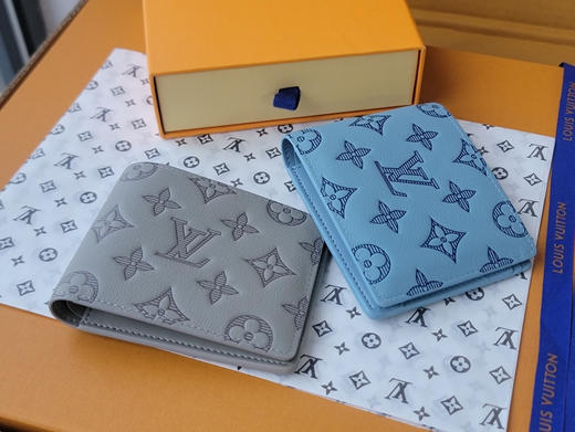 春夏特惠💰370 原单LV 短款钱夹M14802冰蓝 商品图8
