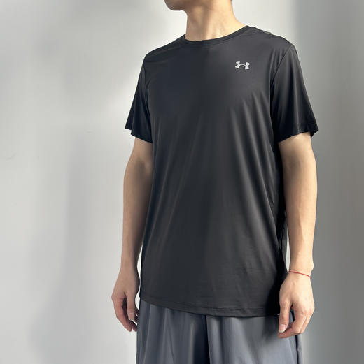 【特惠福利】  Under Armour安德玛 吸湿速干 运动休闲短T 262103760 商品图2
