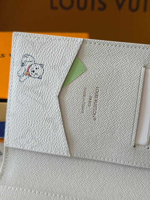 春夏特惠💰340 原单LV M27083护照夹 商品图6
