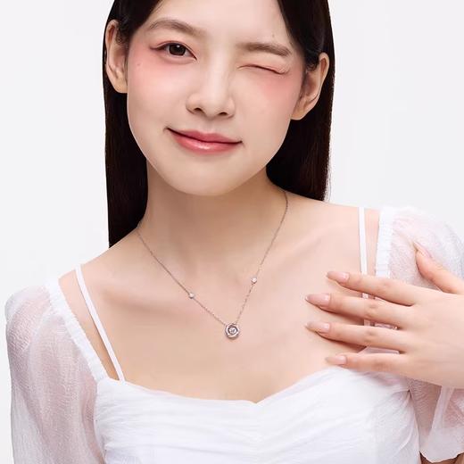 卡蒂罗KADER 心动光芒项链 合金 莫比乌斯无限心动恋爱氛围感可调节锁骨链 简约大气精致百搭配饰 商品图2