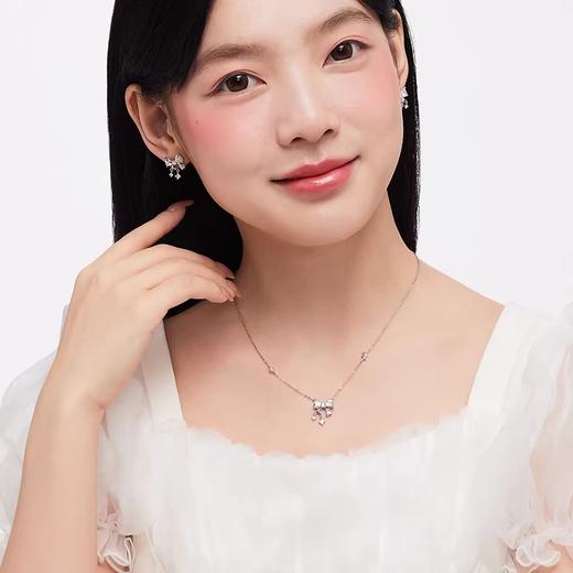 卡蒂罗KADER 心动甜梦项链 合金材质 在逃公主爆闪灵动蝴蝶结闪耀甜美轻奢精致感小众原创设计锁骨链 日常百搭甜蜜告白 商品图4