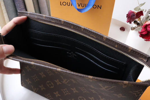 春夏特惠💰500 原单LV M46037老花手包 商品图6