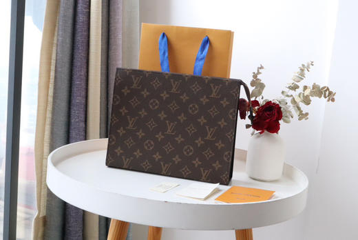春夏特惠💰500 原单LV M46037老花手包 商品图0