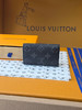 春夏特惠💰300 原单LV M62630钥匙扣 设计小巧精致的钥匙包 商品缩略图1