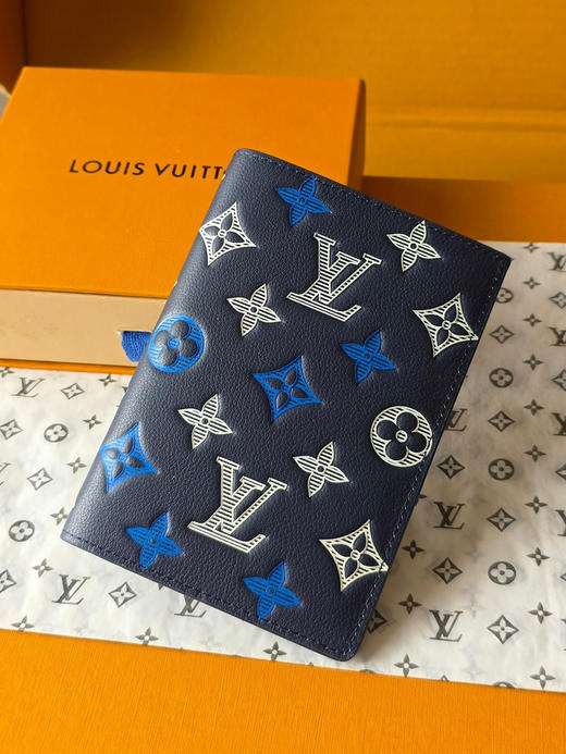 春夏特惠💰340 原单LV 卡包护照夹 芯片版M29132 蓝色 商品图3