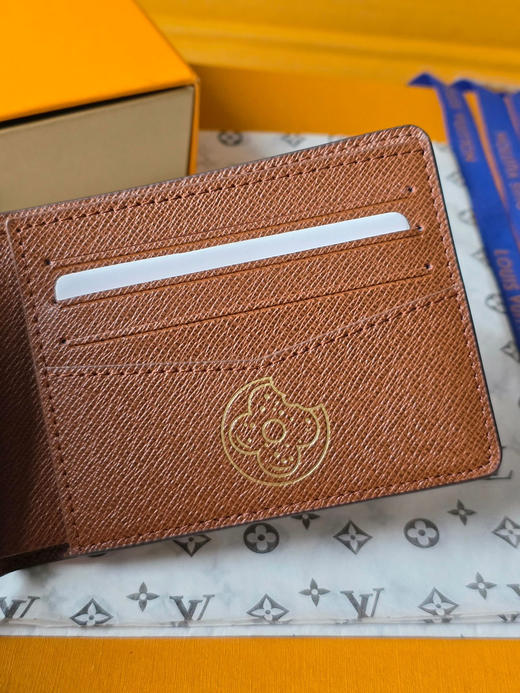 春夏特惠💰330 原单LV M28283 钱包 短夹咖色 甜甜圈系列 商品图6
