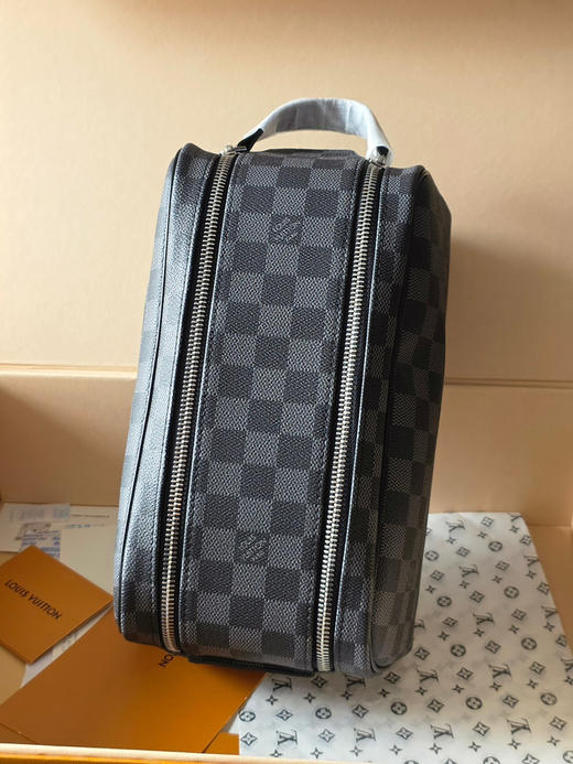 春夏特惠💰560 原单LV N40127黑格/44494 头层皮 本款 Dopp Kit 盥洗袋 商品图2