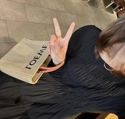 「聆风私语」黑底繁星文艺复古裙 | 衣柜里永远缺一件的「神仙小黑裙」，摩登褶皱肌理，律动如诗的浪漫 商品图9
