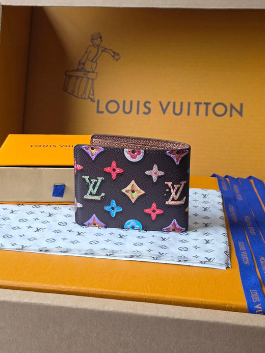 春夏特惠💰330 原单LV M28283 钱包 短夹咖色 甜甜圈系列 商品图1