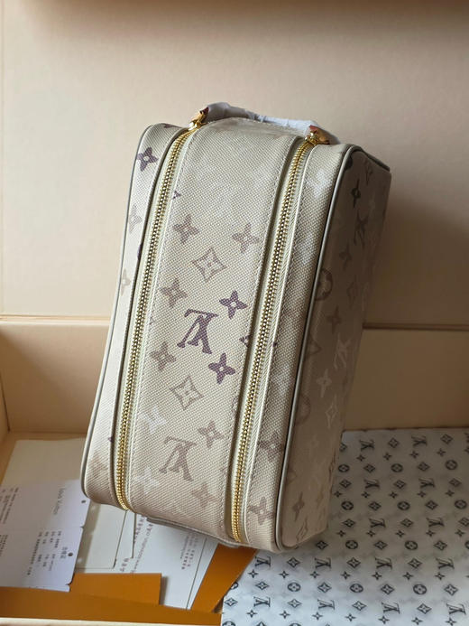 春夏特惠💰560 原单LV 化妆包 M26191 芯片版杏色 商品图2