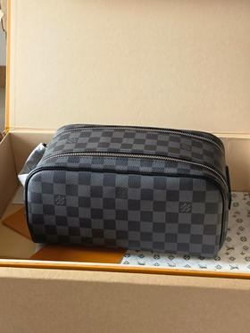 春夏特惠💰560 原单LV N40127黑格/44494 头层皮 本款 Dopp Kit 盥洗袋