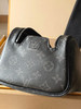 春夏特惠💰560 原单LV M46354黑花/44494 头层皮
本款 Dopp Kit 盥洗袋 商品缩略图8