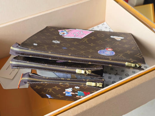 春夏特惠💰640 原单LV 圣诞系列M15357手包三件套 商品图6