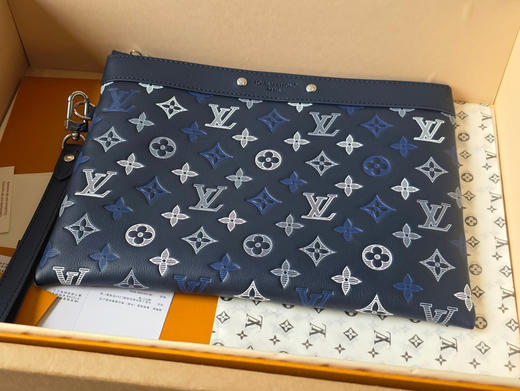 春夏特惠💰600 原单LV 手包 芯片版M28913.蓝色 商品图2