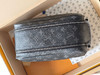春夏特惠💰560 原单LV M46354黑花/44494 头层皮
本款 Dopp Kit 盥洗袋 商品缩略图5