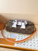 春夏特惠💰740 原单LV M15148 猫 LV Travels With Grace Coddington 系列推出此款Wallet On Chain Ivy 手袋 商品缩略图2