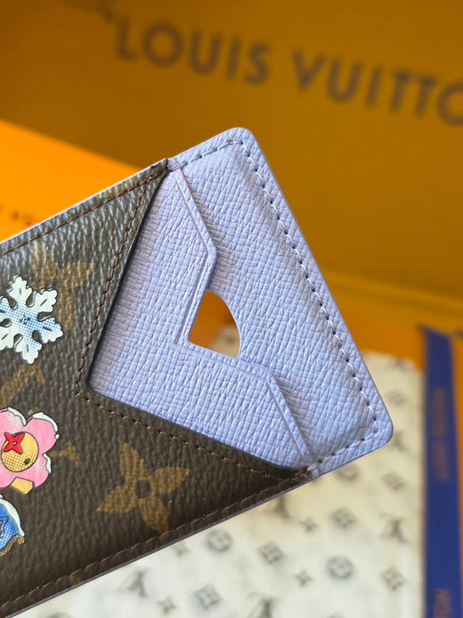 春夏特惠💰340 原单LV -M26475圣诞款 手机贴 商品图5