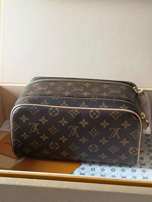 春夏特惠💰560 原单LV M44494老花 头层皮 本款 Dopp Kit 盥洗袋 商品图1