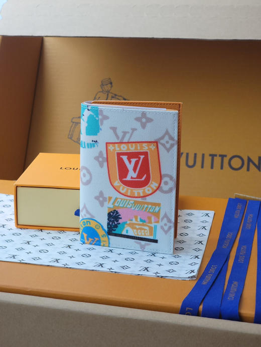 春夏特惠💰340 原单LV M14621护照夹 护照套 商品图0