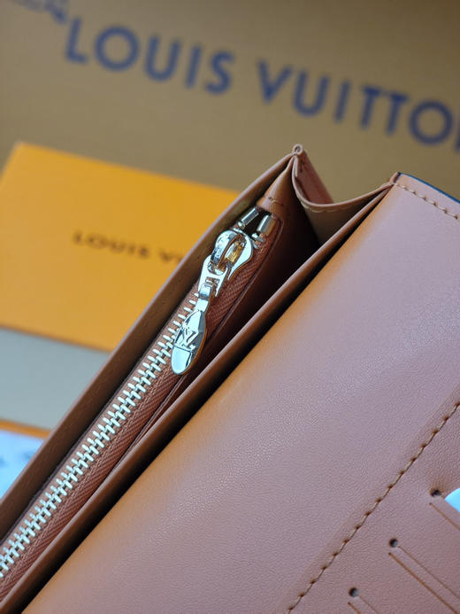 春夏特惠💰450 原单LV M81330 本款 LV Vertical 长款钱夹 商品图8