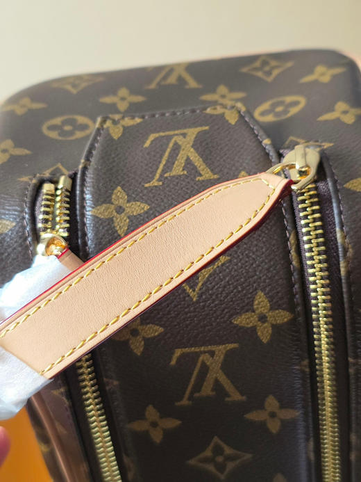 春夏特惠💰560 原单LV M44494老花 头层皮 本款 Dopp Kit 盥洗袋 商品图5