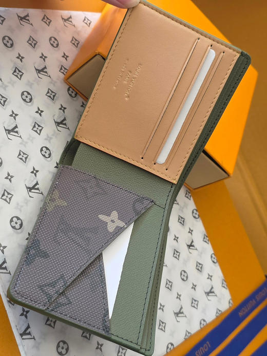 春夏特惠💰340 原单LV 钱包 对版面料！M27058实拍 本款 Multiple 钱夹 商品图5