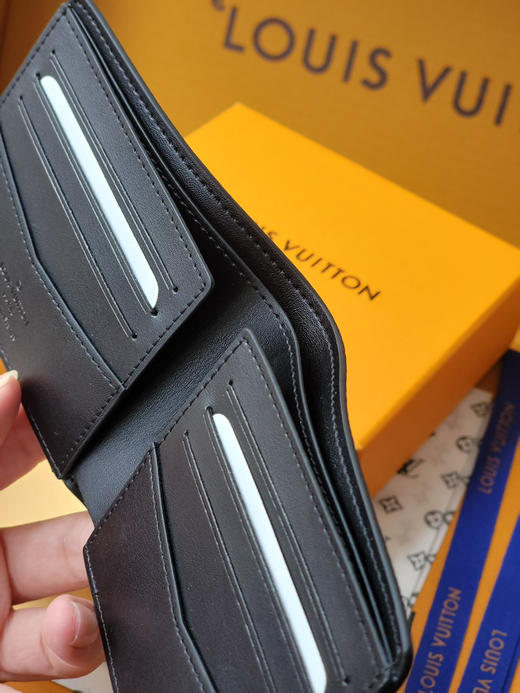春夏特惠💰350 原单LV M83128短夹 商品图8