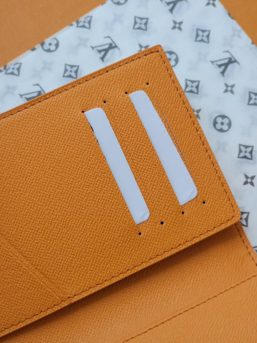 春夏特惠💰340 原单LV M14621护照夹 护照套 商品图7