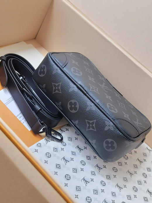 春夏特惠💰650 原单LV M14523黑花 斜挎包 Trocadéro 迷你手袋 商品图4